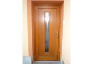 Dřevěné vnější vchodové dveře 2
